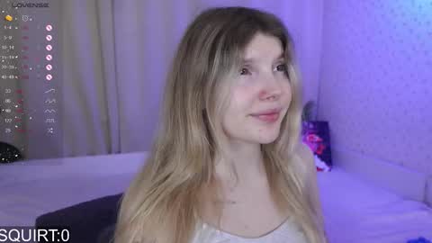 Snapshot of _aleksa chatting on January 19, 5:44 am Alexa online show from January 19, 5:44 am