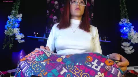 Alhanna online show from November 24, 9:03 pm