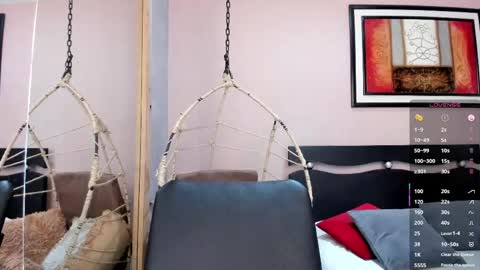 Snapshot of _alice08_ chatting on April 30, 12:11 pm online show from April 30, 12:11 pm