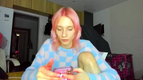 Snapshot of _alice_kitty chatting on February 1, 10:47 am Gaylord online show from February 1, 10:47 am