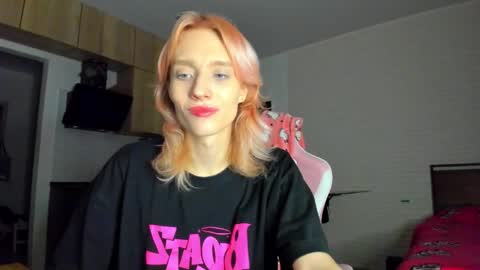 Snapshot of _alice_kitty chatting on February 15, 2:47 pm Gaylord online show from February 15, 2:47 pm