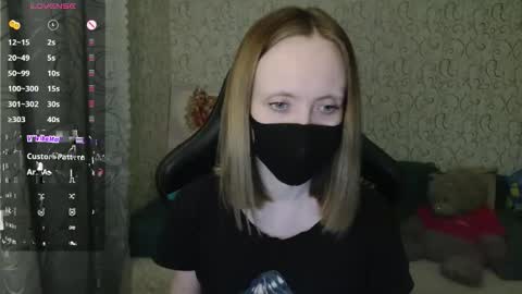  AliceCullen  online show from March 18, 5:05 pm