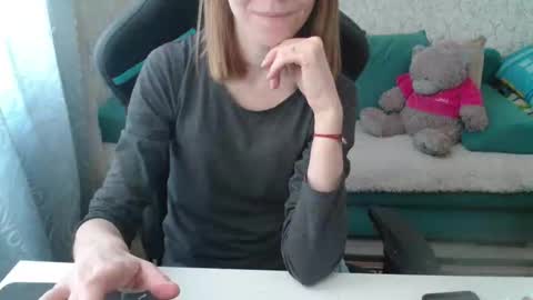  AliceCullen  online show from March 21, 10:31 am