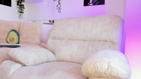 Karo online show from December 8, 4:07 pm