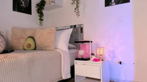 Karo online show from October 2, 8:38 pm