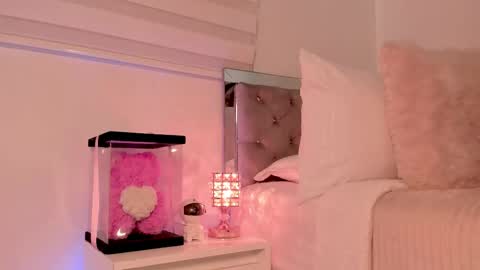 Karo online show from April 18, 7:07 pm