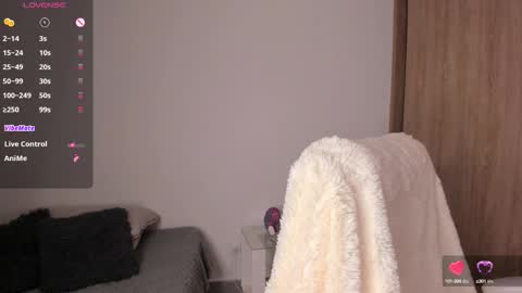 _allisongomez online show from September 26, 3:32 am