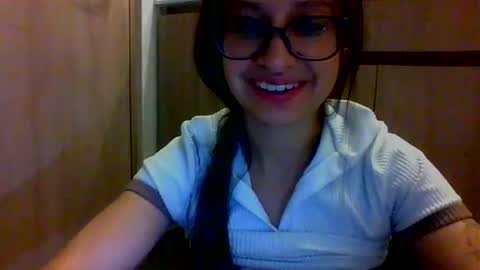 _alyson online show from June 30, 8:32 pm