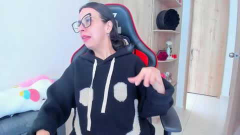 AMANDA online show from February 5, 4:11 pm