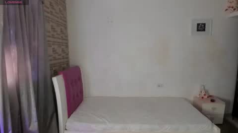 Snapshot of _amelia_johns chatting on July 15, 9:09 pm AMELIA online show from July 15, 9:09 pm