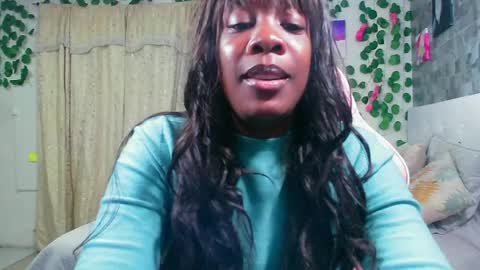 Snapshot of _amy_rojas_ chatting on May 20, 6:08 am ask me online show from May 20, 6:08 am
