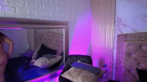 _andrealopez online show from March 11, 4:29 am