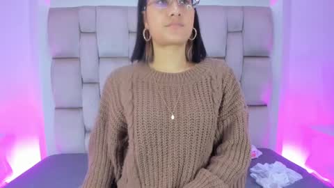 Angel Azul online show from December 10, 11:43 am