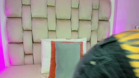 Angel Azul online show from January 8, 11:43 am