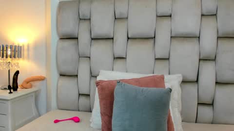 Angel Azul online show from January 12, 11:50 am