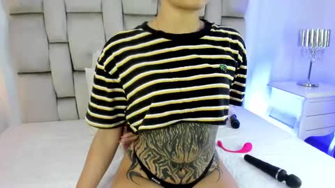 Angel Azul online show from March 4, 11:51 am