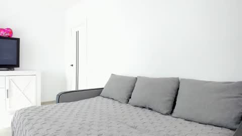 Anna online show from March 24, 12:21 pm