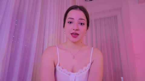 Anna online show from February 15, 2:25 pm