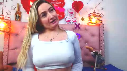 _antonella_11 online show from February 25, 11:55 pm