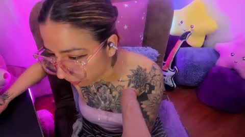 _antonella_dreams online show from July 8, 8:35 pm