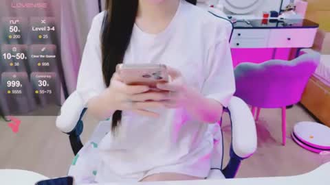 Snapshot of _aria_moonie chatting on August 1, 7:07 am _aria_moonie online show from August 1, 7:07 am