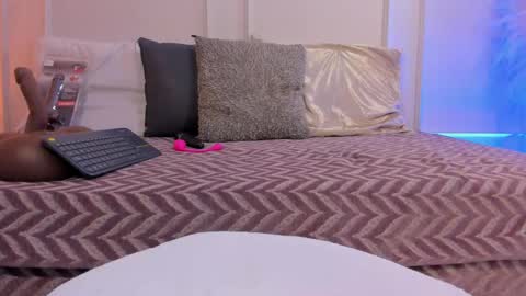 _arianasweet online show from April 19, 8:11 pm