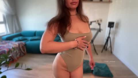 Mariya online show from June 25, 3:06 am