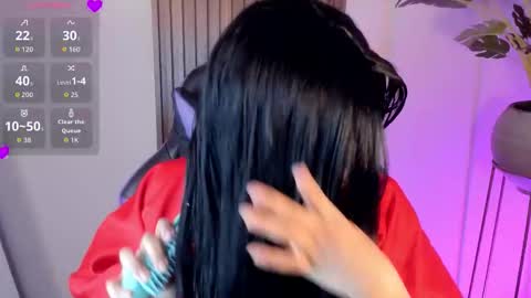   online show from March 29, 12:38 pm