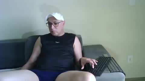 Snapshot of _aryann_28_ chatting on January 12, 5:22 pm Aryann independent model camboy online show from January 12, 5:22 pm