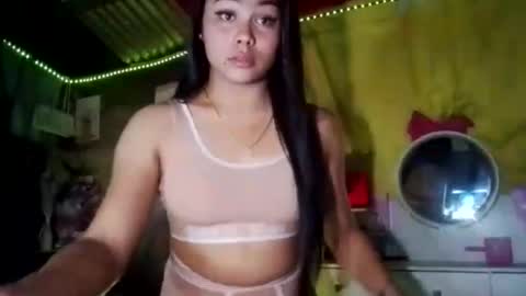 _asianslutyymikha_ online show from April 4, 10:57 am