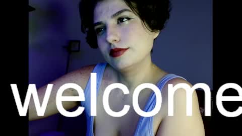 Snapshot of _atenea_golden chatting on November 23, 8:25 am atenea online show from November 23, 8:25 am