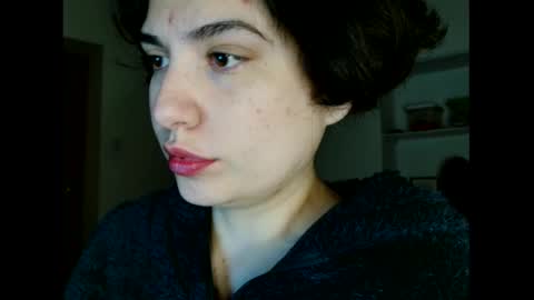 Snapshot of _atenea_golden chatting on January 15, 9:47 am atenea online show from January 15, 9:47 am