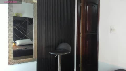 Snapshot of _axel_09 chatting on May 21, 5:03 am _axel_09 online show from May 21, 5:03 am