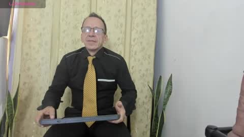 Snapshot of _axelking1_ chatting on July 10, 11:46 am Axel online show from July 10, 11:46 am
