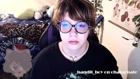 Snapshot of _bandit_b0y chatting on February 16, 3:02 am bandit online show from February 16, 3:02 am