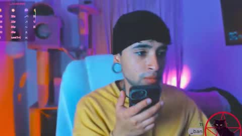 Lunita  online show from March 9, 3:10 am