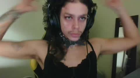 _besta online show from June 21, 11:07 pm