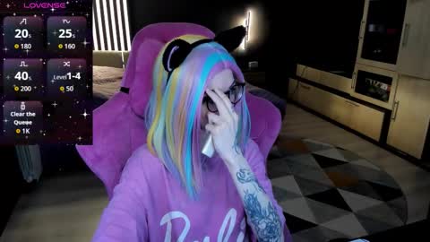 Snapshot of _black_fox__ chatting on March 23, 12:36 am Olivia Subscribe to my Fansly - online show from March 23, 12:36 am