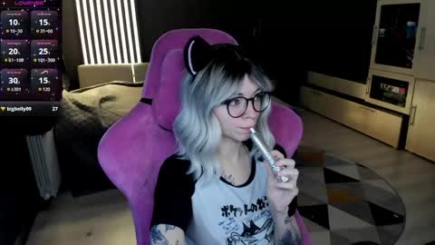 Snapshot of _black_fox__ chatting on April 17, 1:41 am Olivia Subscribe to my Fansly - online show from April 17, 1:41 am