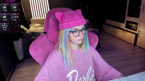 Snapshot of _black_fox__ chatting on May 25, 11:00 pm Olivia Subscribe to my Fansly - online show from May 25, 11:00 pm