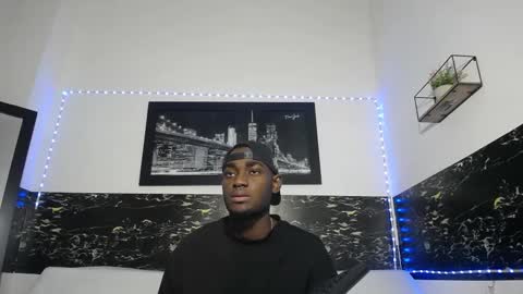Snapshot of _black_stallion chatting on September 15, 11:16 pm Andrew online show from September 15, 11:16 pm