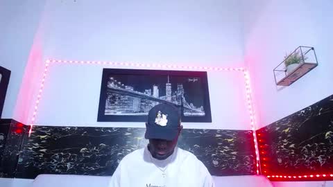 Snapshot of _black_stallion chatting on September 20, 3:18 am Andrew online show from September 20, 3:18 am