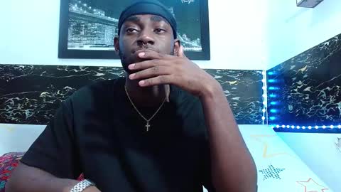 Snapshot of _black_stallion chatting on October 1, 3:01 am Andrew online show from October 1, 3:01 am