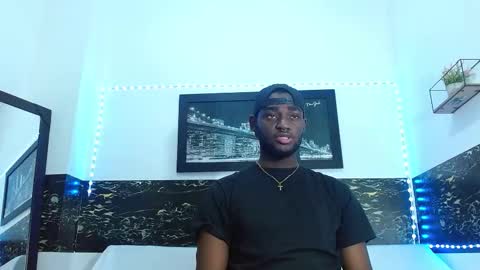 Snapshot of _black_stallion chatting on October 2, 3:02 am Andrew online show from October 2, 3:02 am