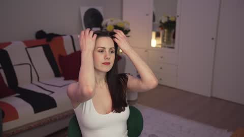 Snapshot of _blackbee_ chatting on January 23, 9:18 pm Lili online show from January 23, 9:18 pm