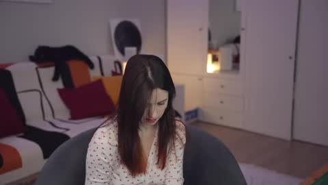 Snapshot of _blackbee_ chatting on March 2, 10:14 am Lili online show from March 2, 10:14 am