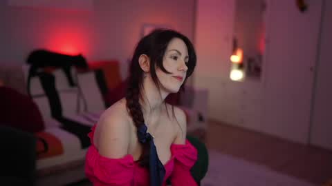 Lili online show from March 24, 8:19 am