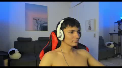 Snapshot of _blakee chatting on January 24, 6:57 am B L A K E online show from January 24, 6:57 am