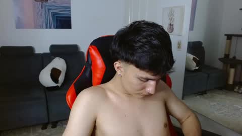 Snapshot of _blakee chatting on March 12, 5:13 am B L A K E online show from March 12, 5:13 am