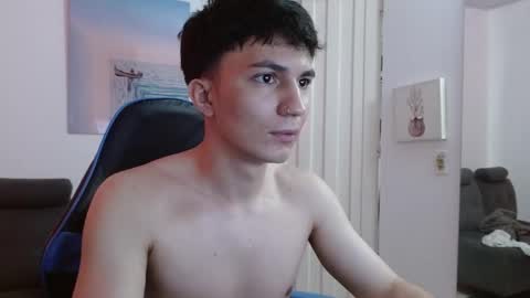 Snapshot of _blakee chatting on February 8, 4:10 pm B L A K E online show from February 8, 4:10 pm